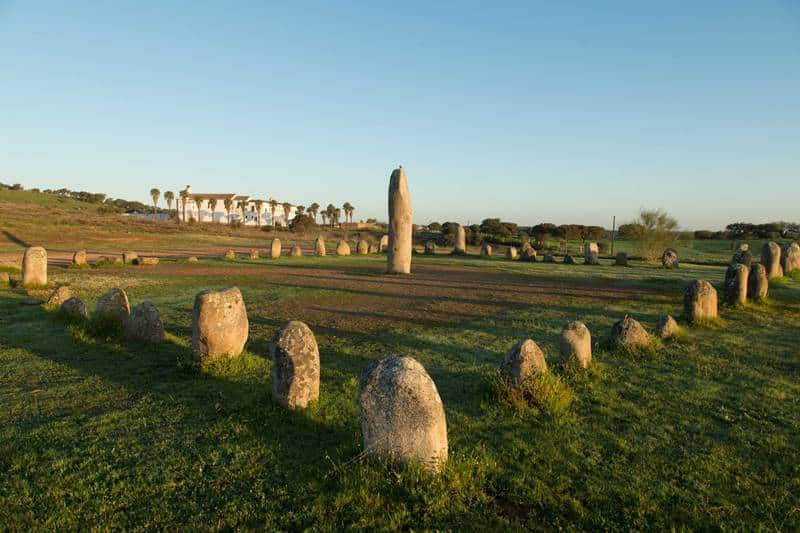 monumentos megalíticos no Alentejo